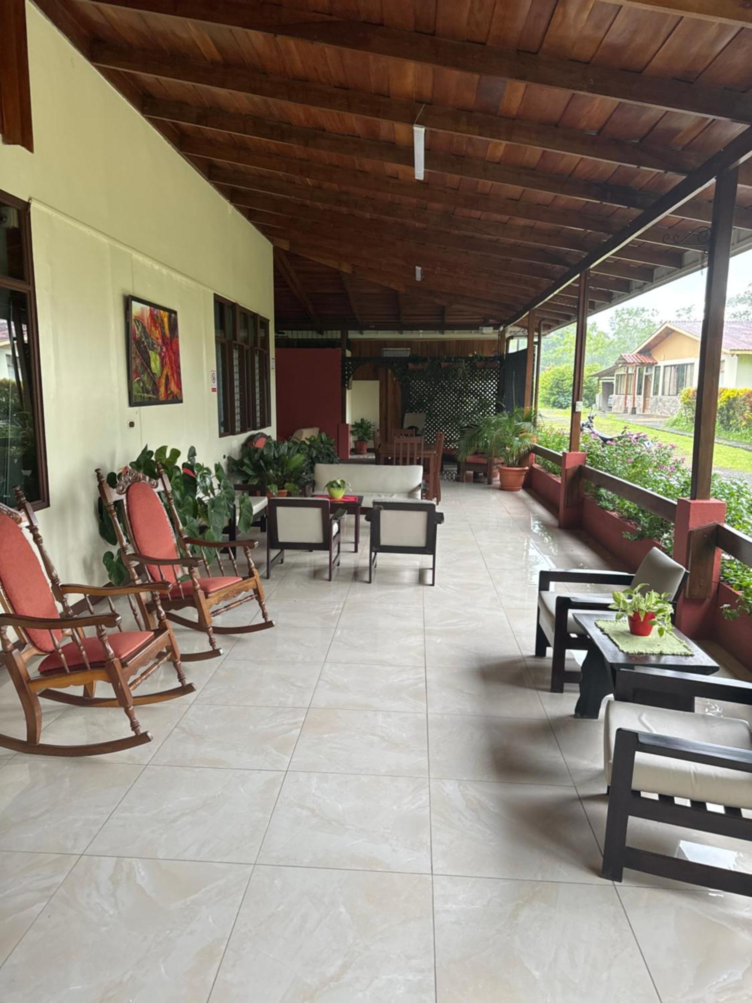 Befox Adventure Hotel La Fortuna Exterior foto