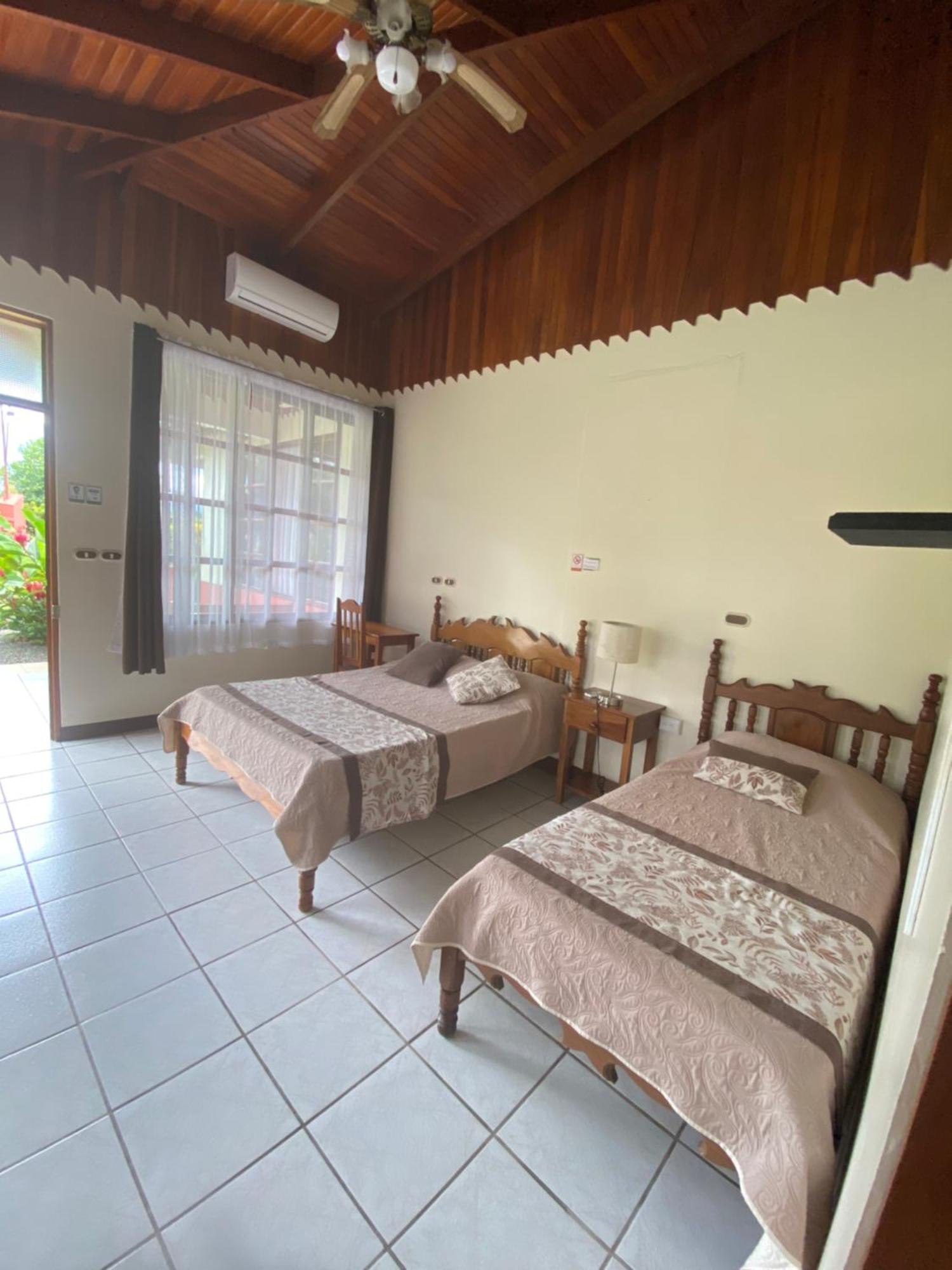 Befox Adventure Hotel La Fortuna Exterior foto