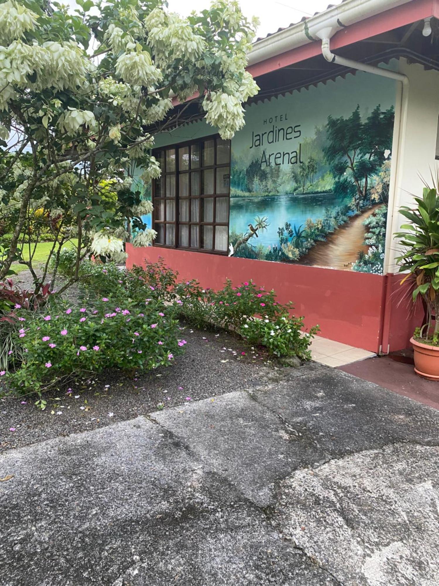 Befox Adventure Hotel La Fortuna Exterior foto