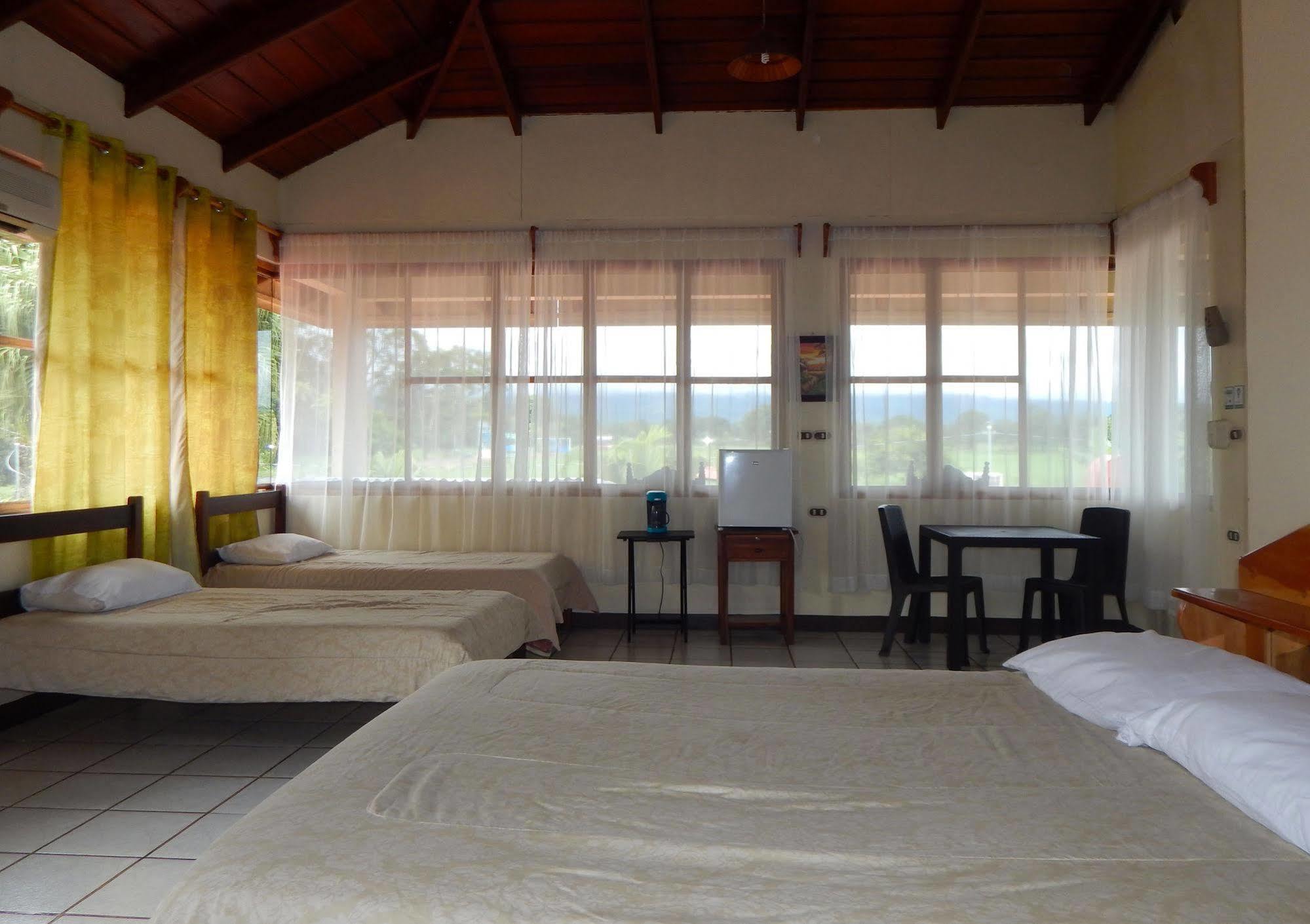 Befox Adventure Hotel La Fortuna Exterior foto
