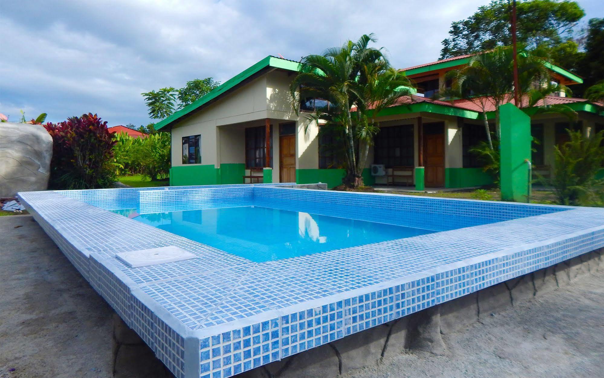 Befox Adventure Hotel La Fortuna Exterior foto